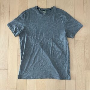 Men’s Tek Gear Gray Athletic Shirt